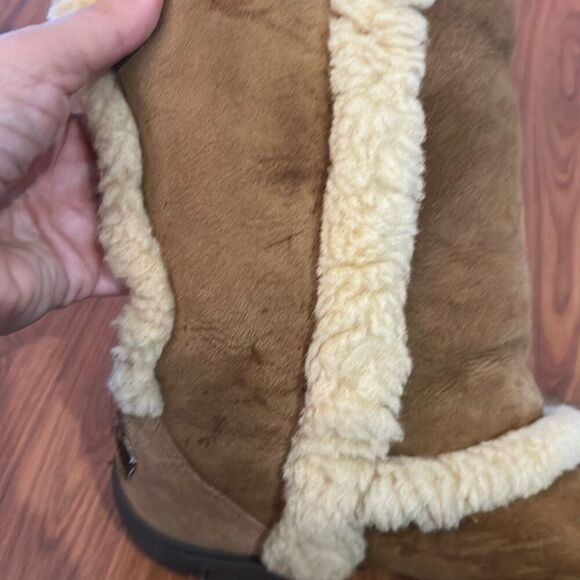 UGG's sundance boots size 7 tan suede shearling - Picture 8 of 10
